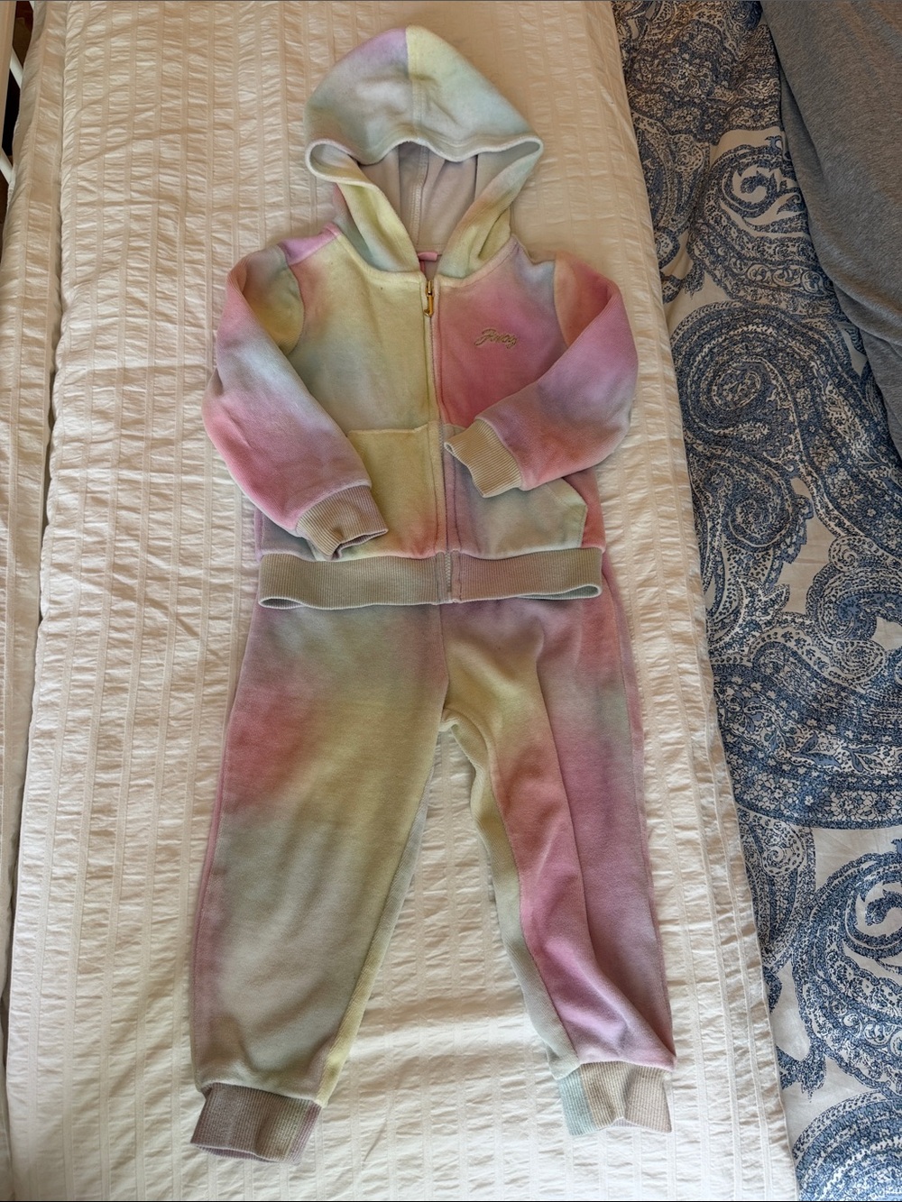 Juicy Couture Kids Pastel Tie-Dye Zip Hoodie with Gold J Pull
